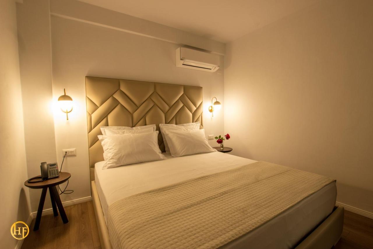 Hotel Fantasy Gjirokastër Eksteriør bilde