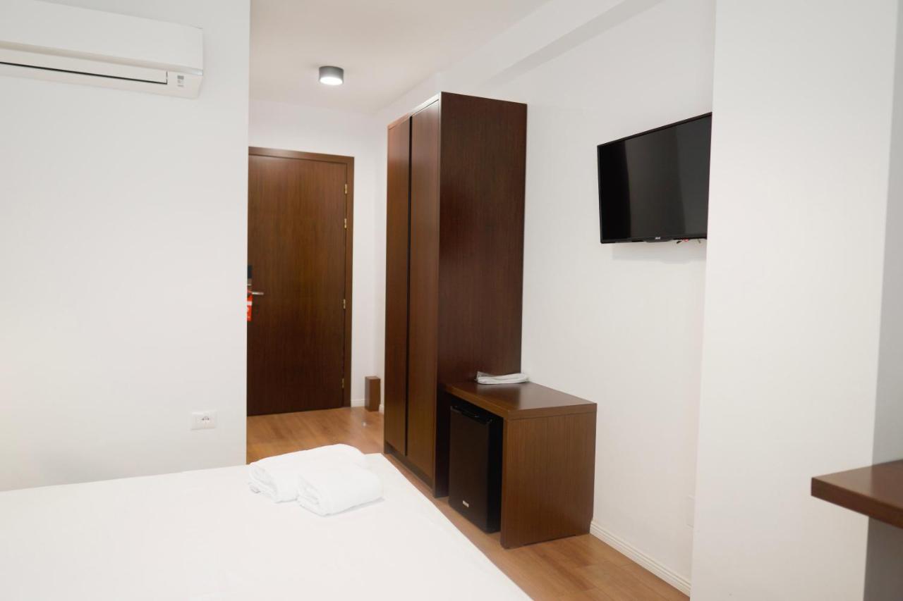 Hotel Fantasy Gjirokastër Eksteriør bilde