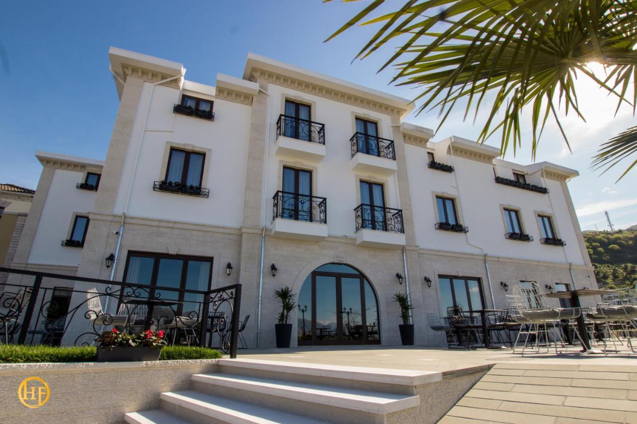 Hotel Fantasy Gjirokastër Eksteriør bilde